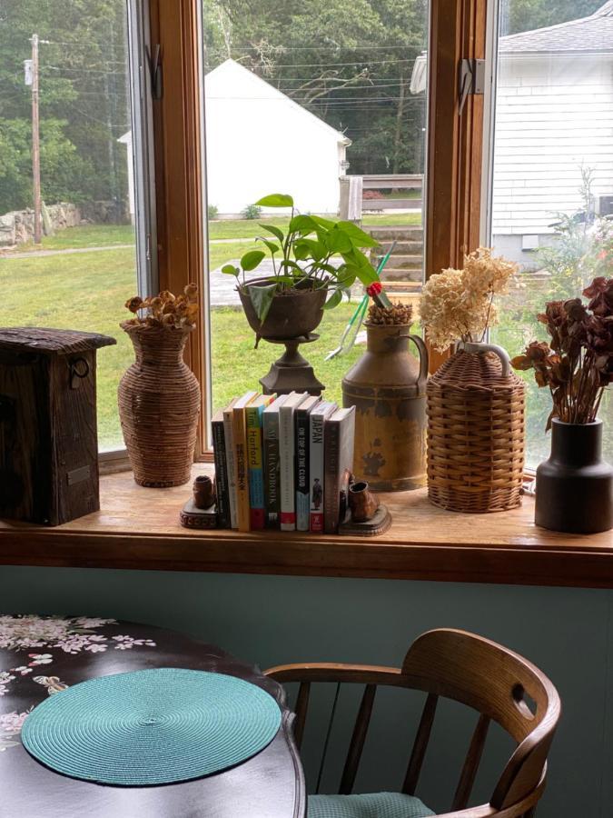 1 Bed Cottage, Partial Waterviews & Water Access Westport 외부 사진